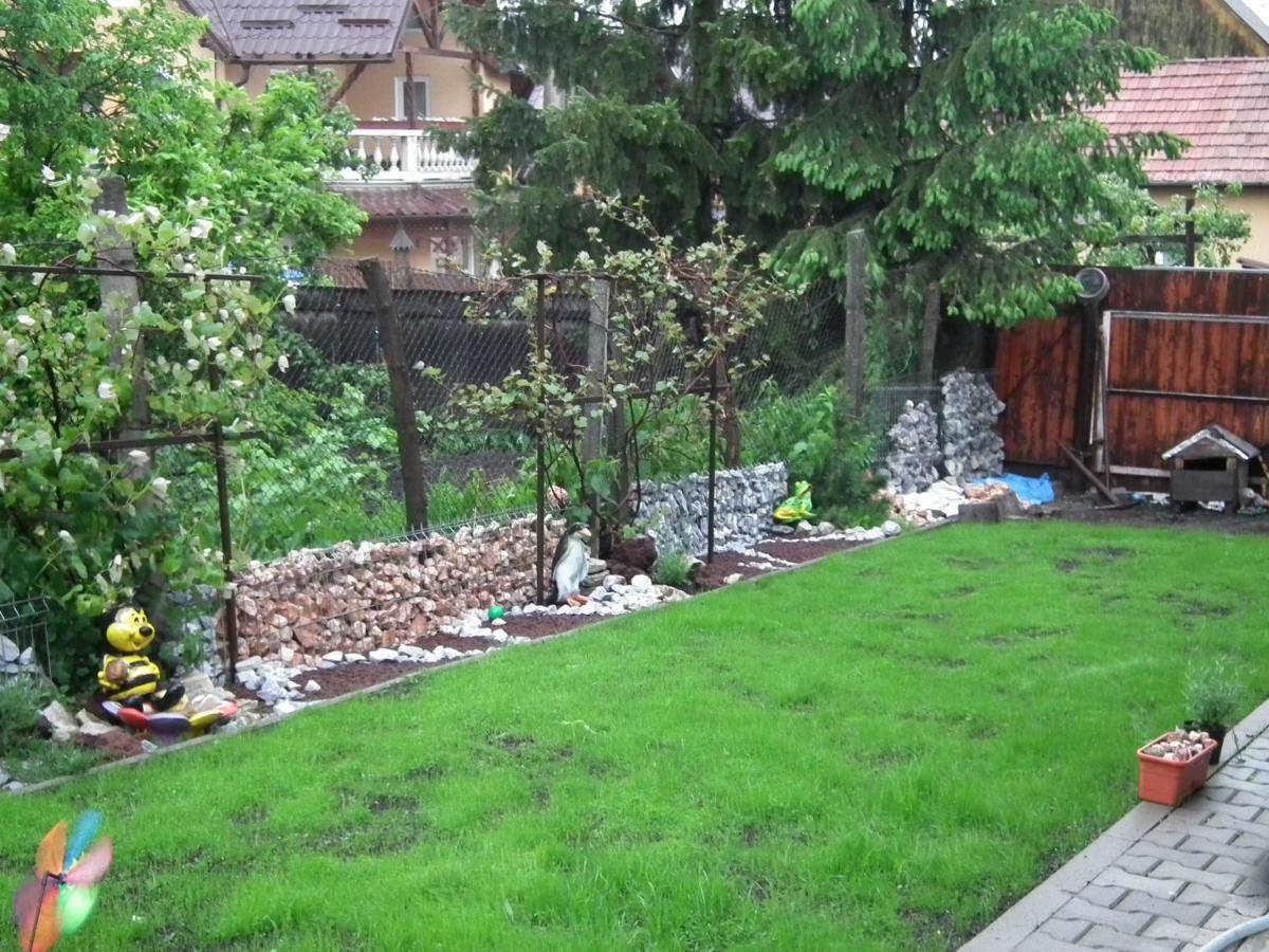 Kalmi Vendégház Corund  Exterior foto