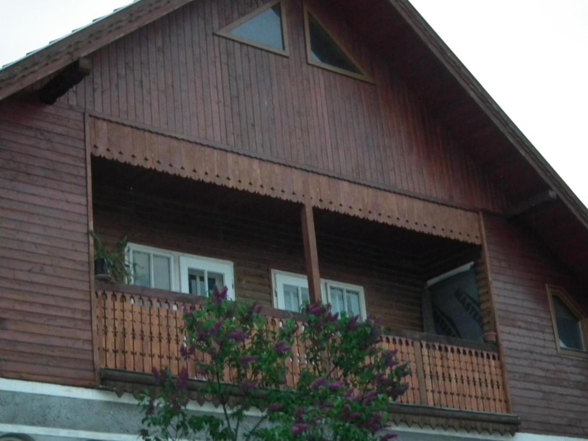 Kalmi Vendégház Corund  Exterior foto